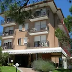 Eden Hotel