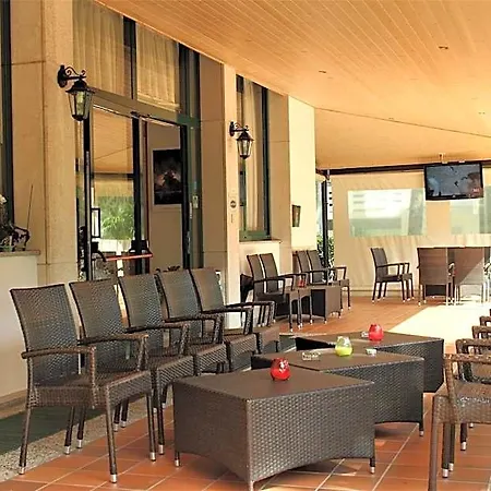 Eden Hotel