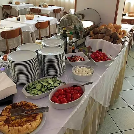 Hotel Eden