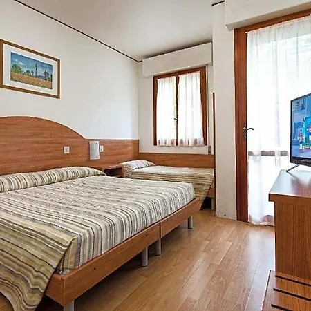Hotel Eden 3*