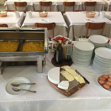 伊甸酒店 3* 利尼亚诺萨比亚多罗